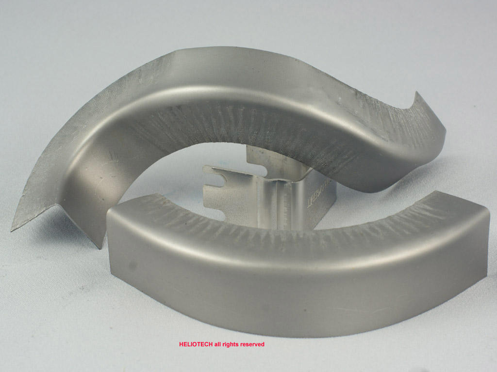 UK SR90_01623_1024x768_I Shrinker Stretcher metal shrinking stretching closeup